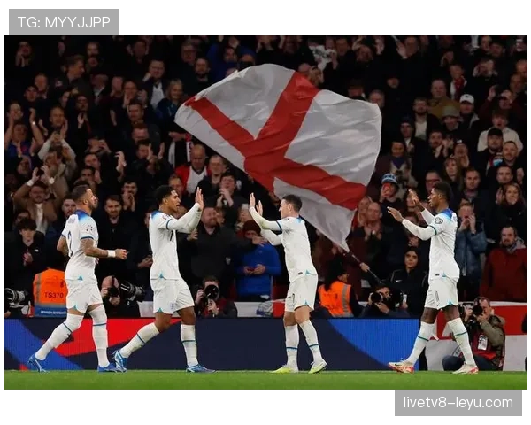 欧洲杯战术革新：顶级球队如何以创新布局持续提升赛场竞争力