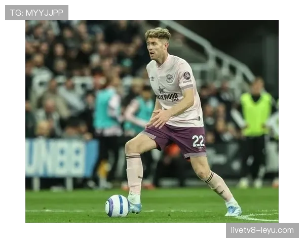 内森·科林斯英超表现抢眼，助球队稳步提升竞争力